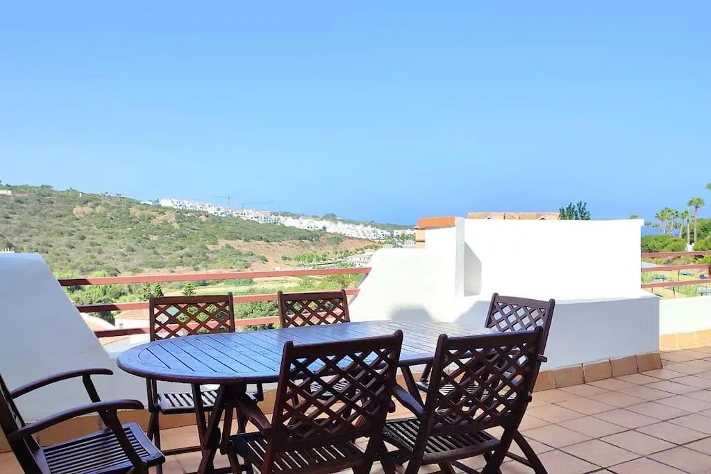 Terraza Con Vistas En Alcaidesa Apartment